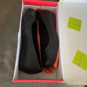 Yuu slip on loafers, never worn 7.5 in box.